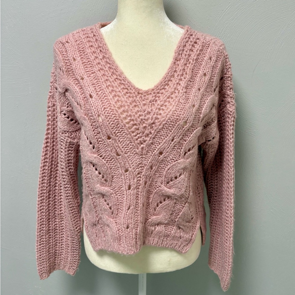 Elegant Pink V-Neck Sweater